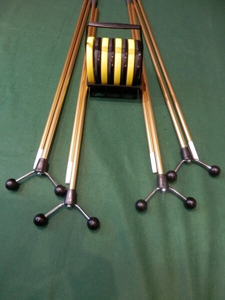 Resort Cue Set with Arco Discs