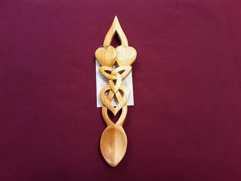 RS9s Trinity knot Lovespoon