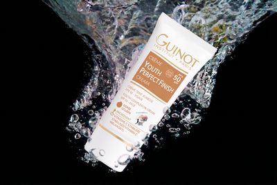 GUINOT Youth Perfect Finish Dorée Crème Jeunesse SPF50 ( 30ml )