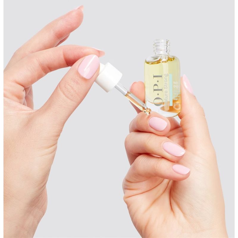 🌿 OPI Nature Strong | Glow Up Nail &amp; Cuticul ( 8ml )