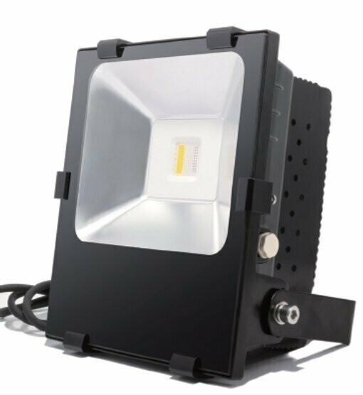 LED FLOOD LIGHT - 90W RGB+WW W/ REMOTE