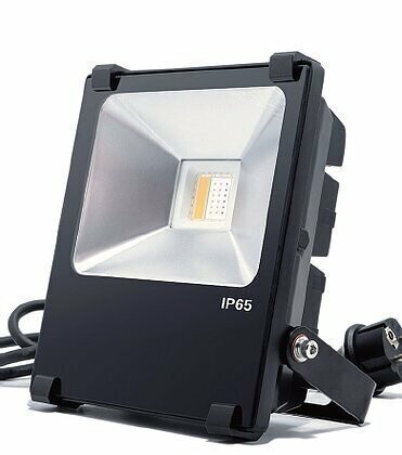 LED FLOOD LIGHT - 30W RGB+WW W/ REMOTE