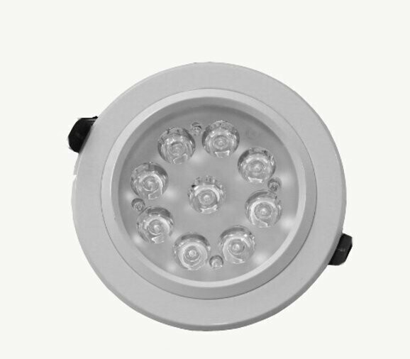 AR150 RECESSED LIGHT (6" - 12W)