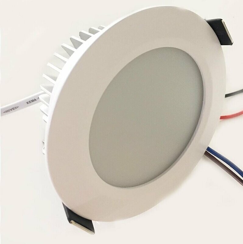 FLAT RECESSED LIGHT - 24V/7 WATT (3.8" DIAMETER)