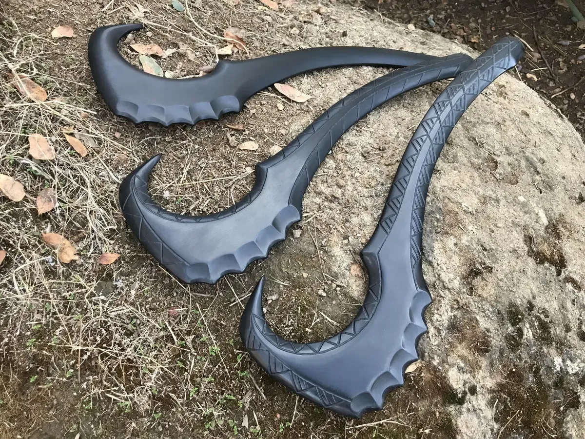 The Talon War Club