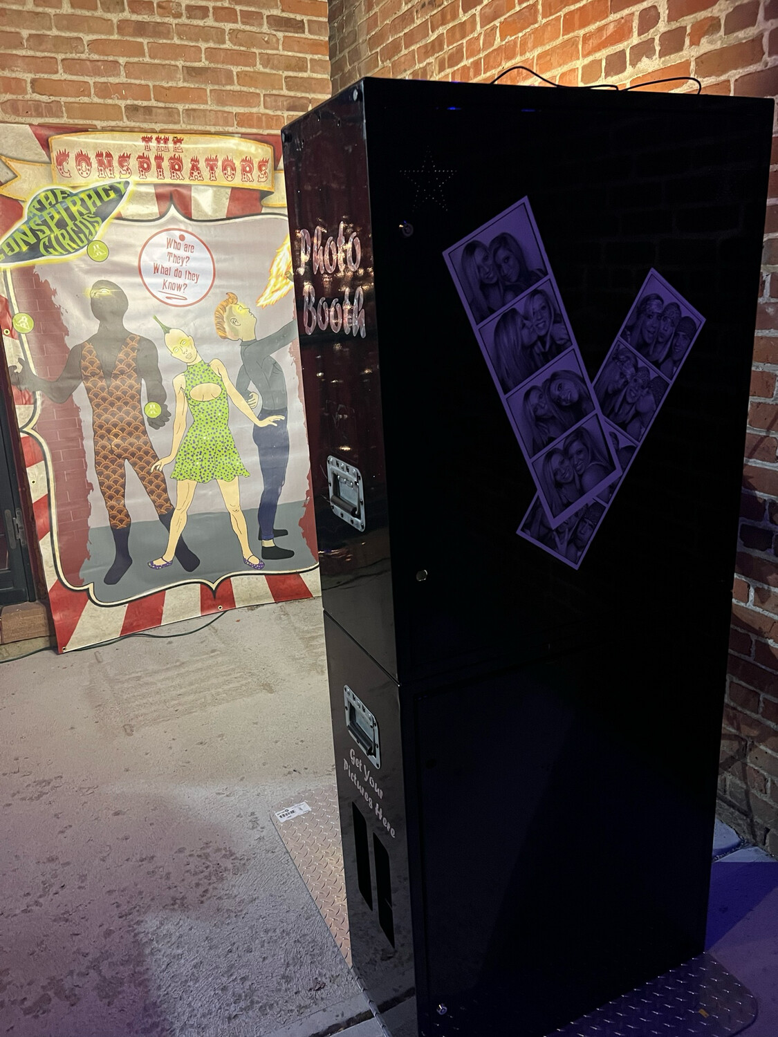 Retro Photo Booth Rental