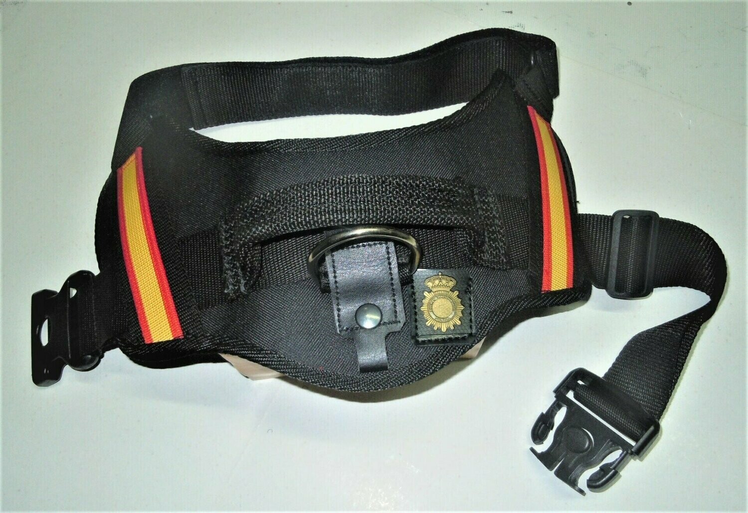 Arnés K9 España emblema Cuerpo Nacional de Policía.