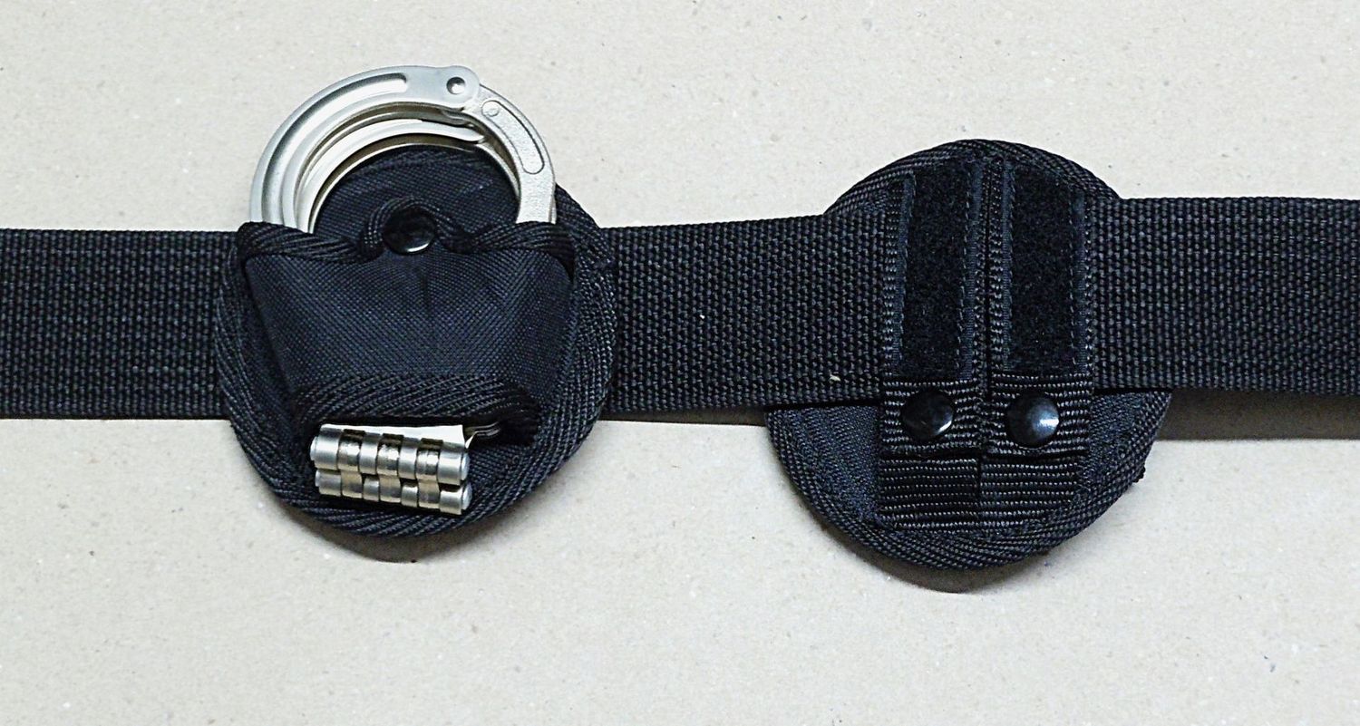 Funda para grilletes Funda para grilletes "Molle" doble