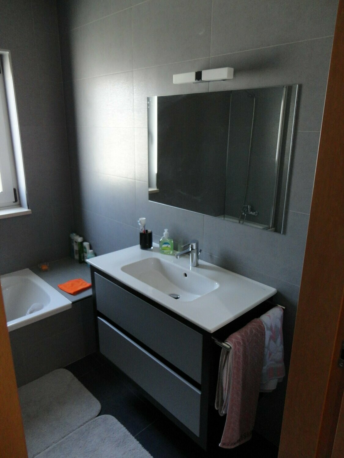 Móvel wc 2 gavetas