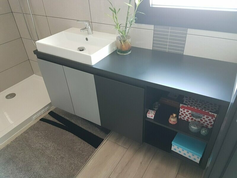 Móvel wc 2 portas e tulha e abertura