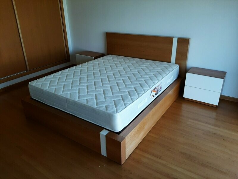 Quarto Cerejeira e Branco