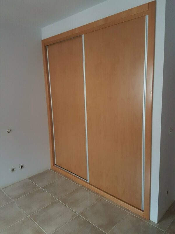 Roupeiro 2 portas correr