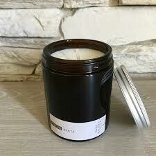 Bougie parfumée ISULA "Fleur de Chataigne" 130g