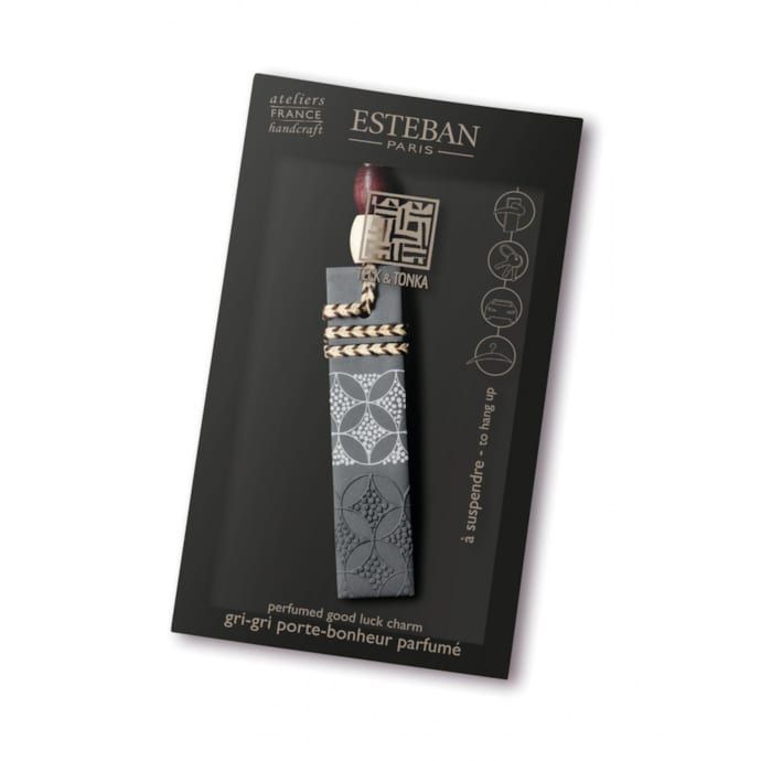 Gri gri porte bonheur parfumé Teck et Tonka Gri gri porte bonheur parfumé Teck et Tonka
