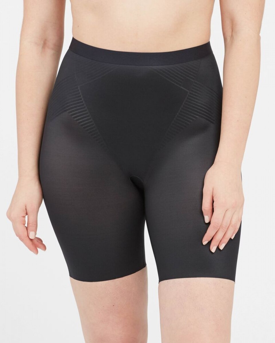 Spanx mid thigh short zwart