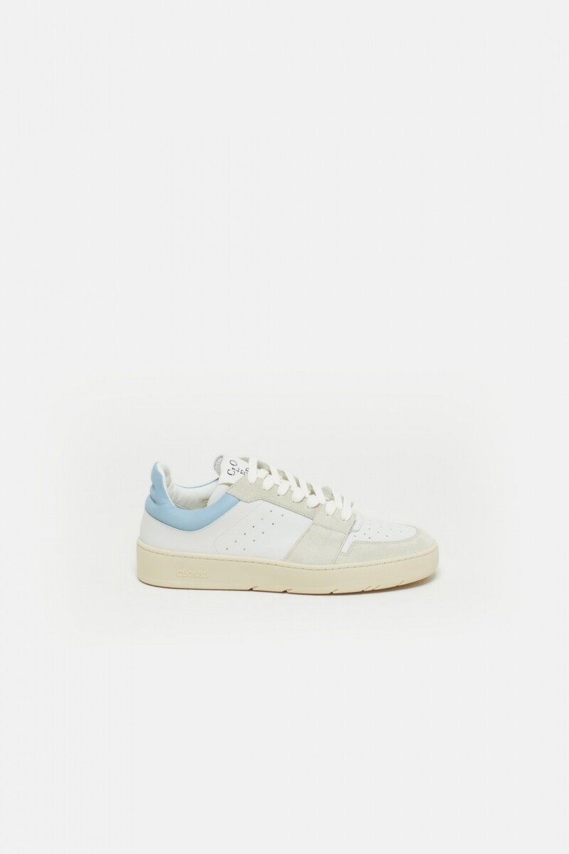 Closed sneaker wit/blauw