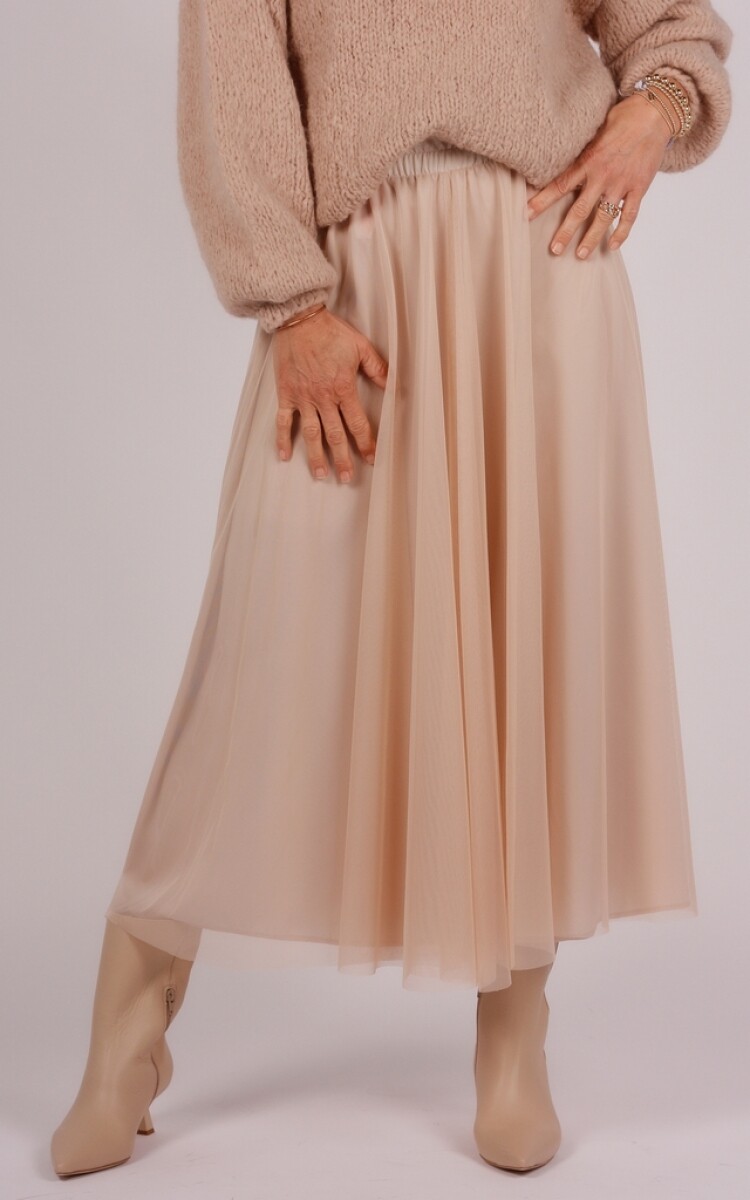 Access tule rok nude