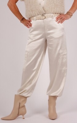 Drykorn cargo pants off white