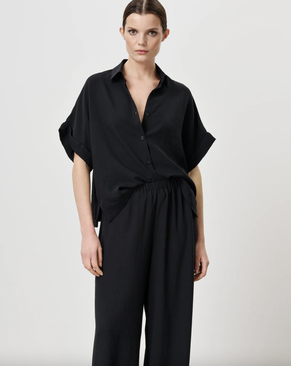 TRVL drss blouse zwart