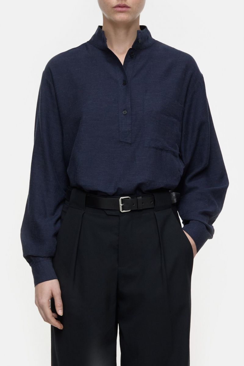 Closed blouse navy