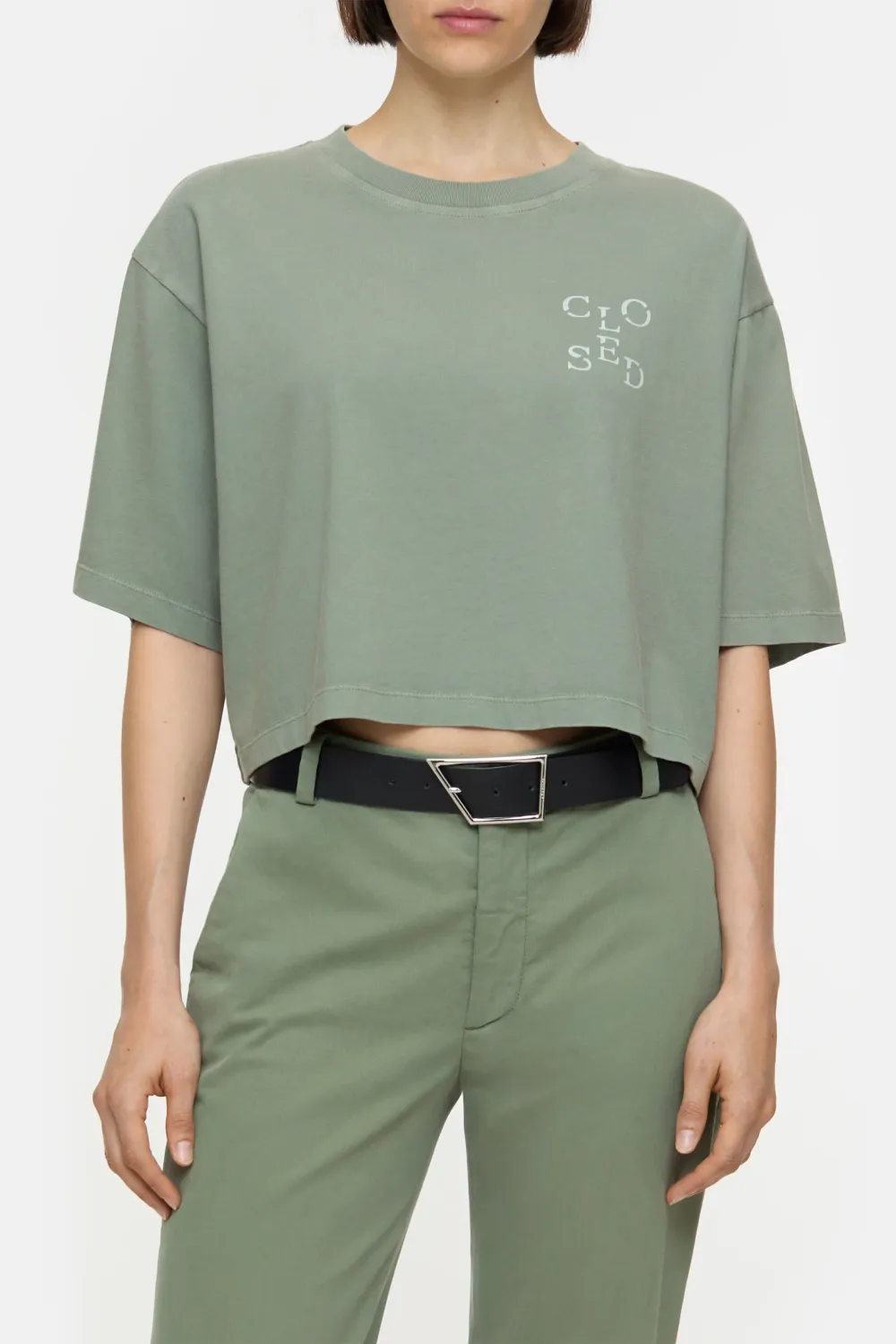 Closed cropped t-shirt groen