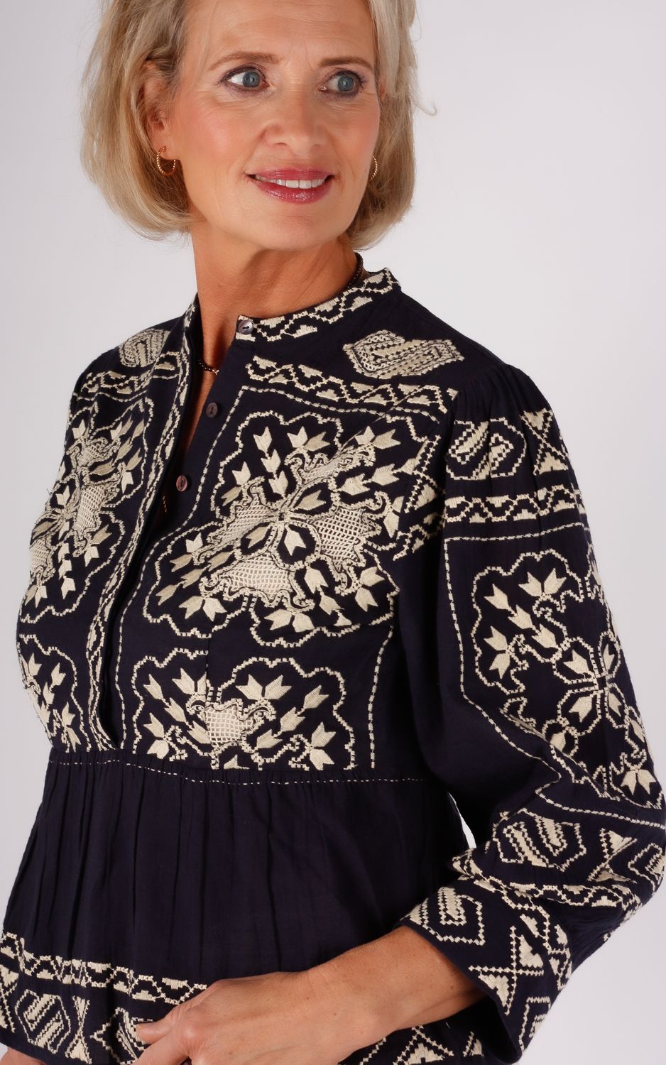 Antik Batik blouse navy
