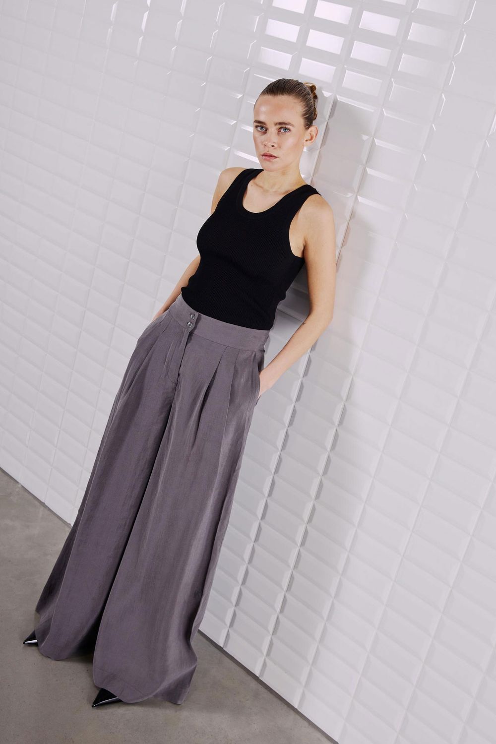 With Black tailored wide pant