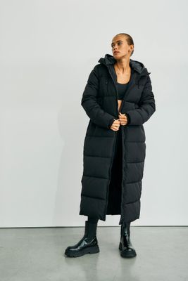 With Black Sophie maxi puffer