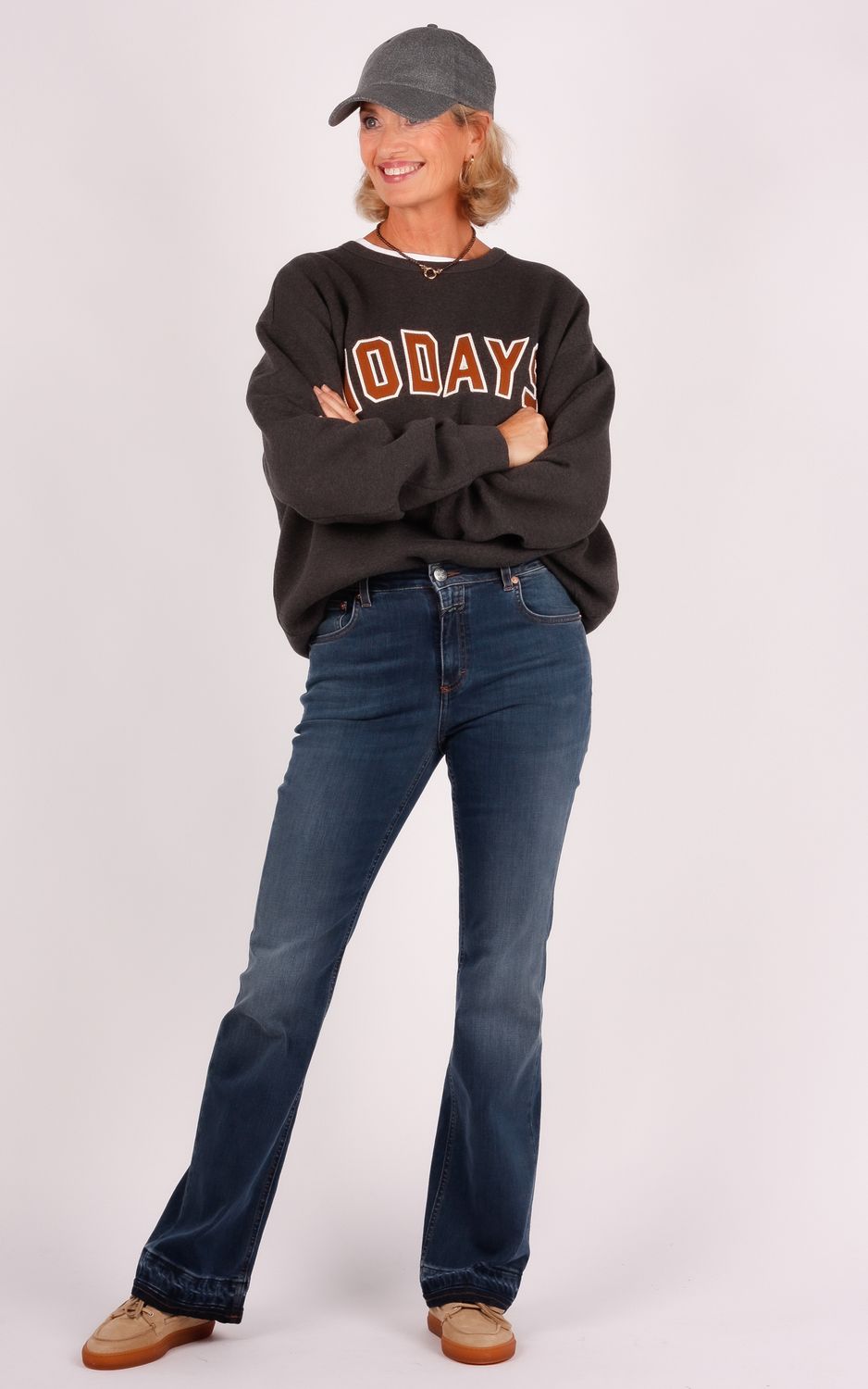 Closed flared jeans C21740-08S-HM dark blue