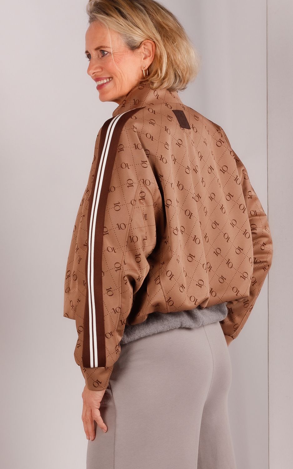 10 Days track jacket 20-855-6201 fudge