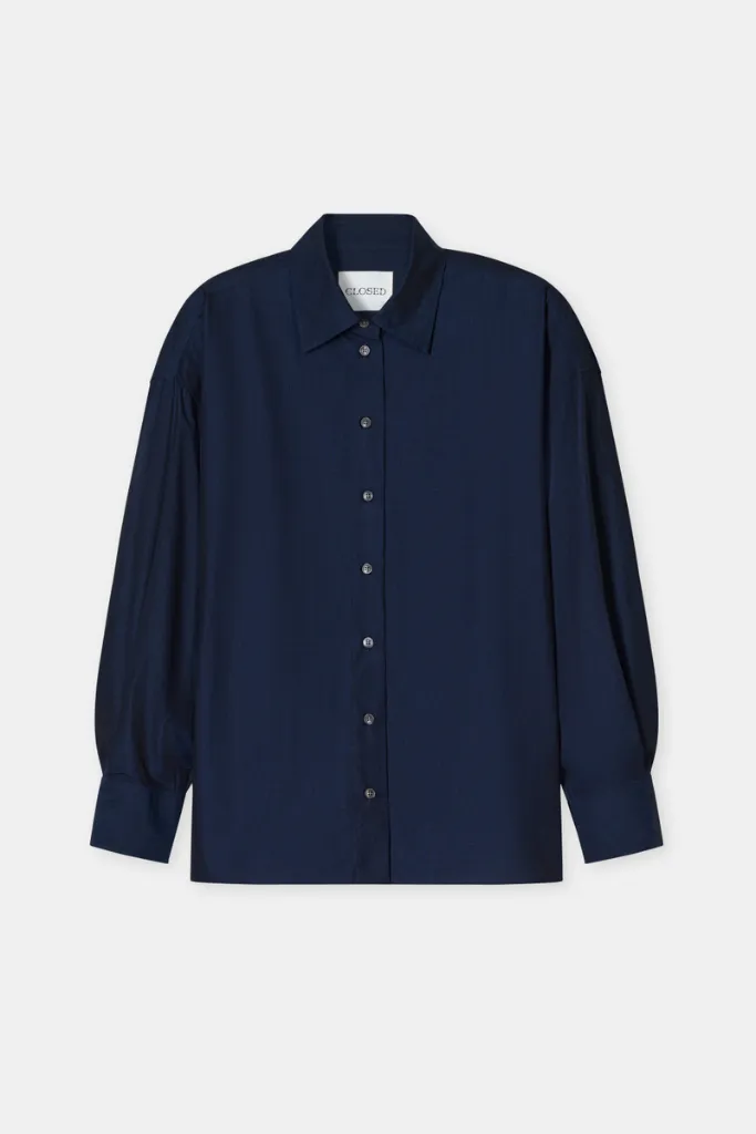 Closed cape shirt