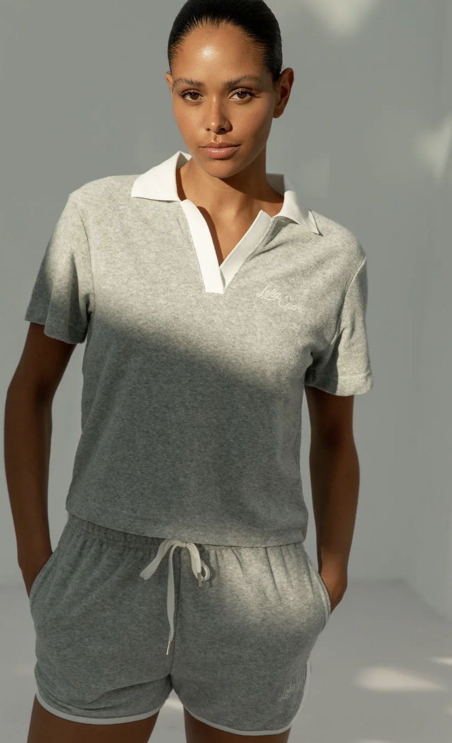 The Lola Club Teddy tee grijs