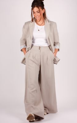With Black Maritsa wide pant