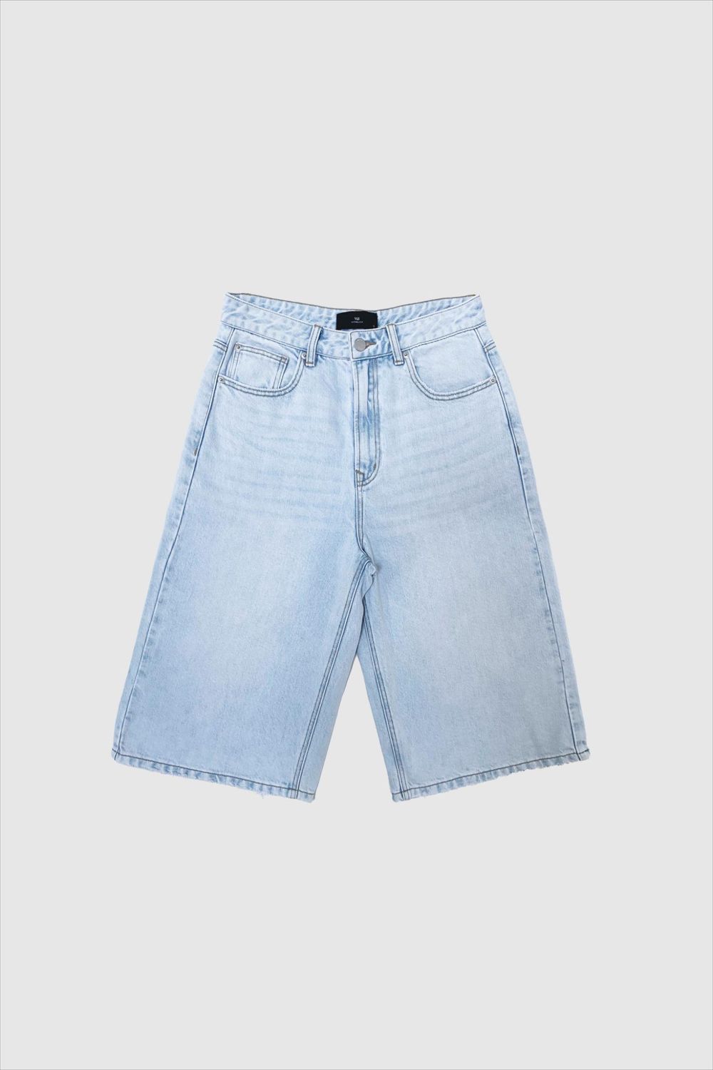 With Black Gala denim bermuda