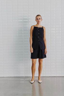 With Black Marits tailored shorts