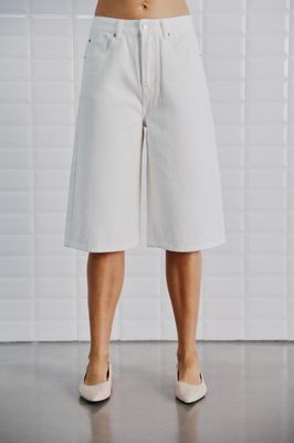 With Black Gala long denim bermuda