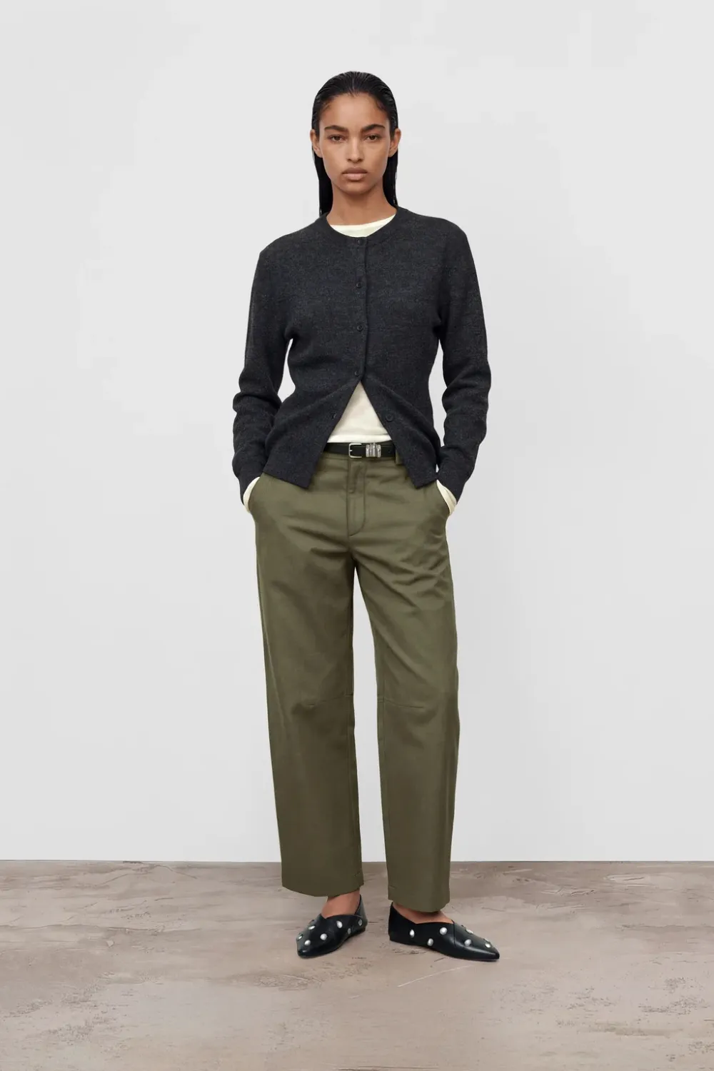 Closed pants Romi C21157-50W-22 Cypress green