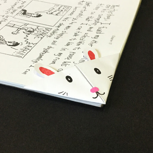 5 pcs bundle of corner bookmarks