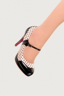 Schöner eleganter Heels Schuhe