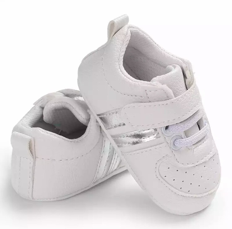 Baby Schuhe für Neugeborene 0-6 Monate weiss-silber