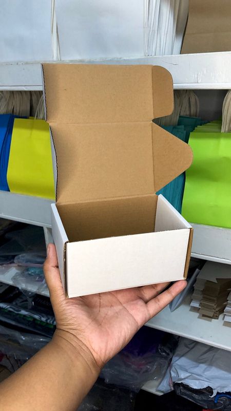 6×4×3 Merchandise Box