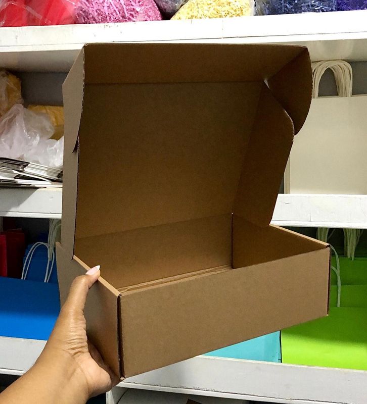 12×9×3" White Merchandise Box