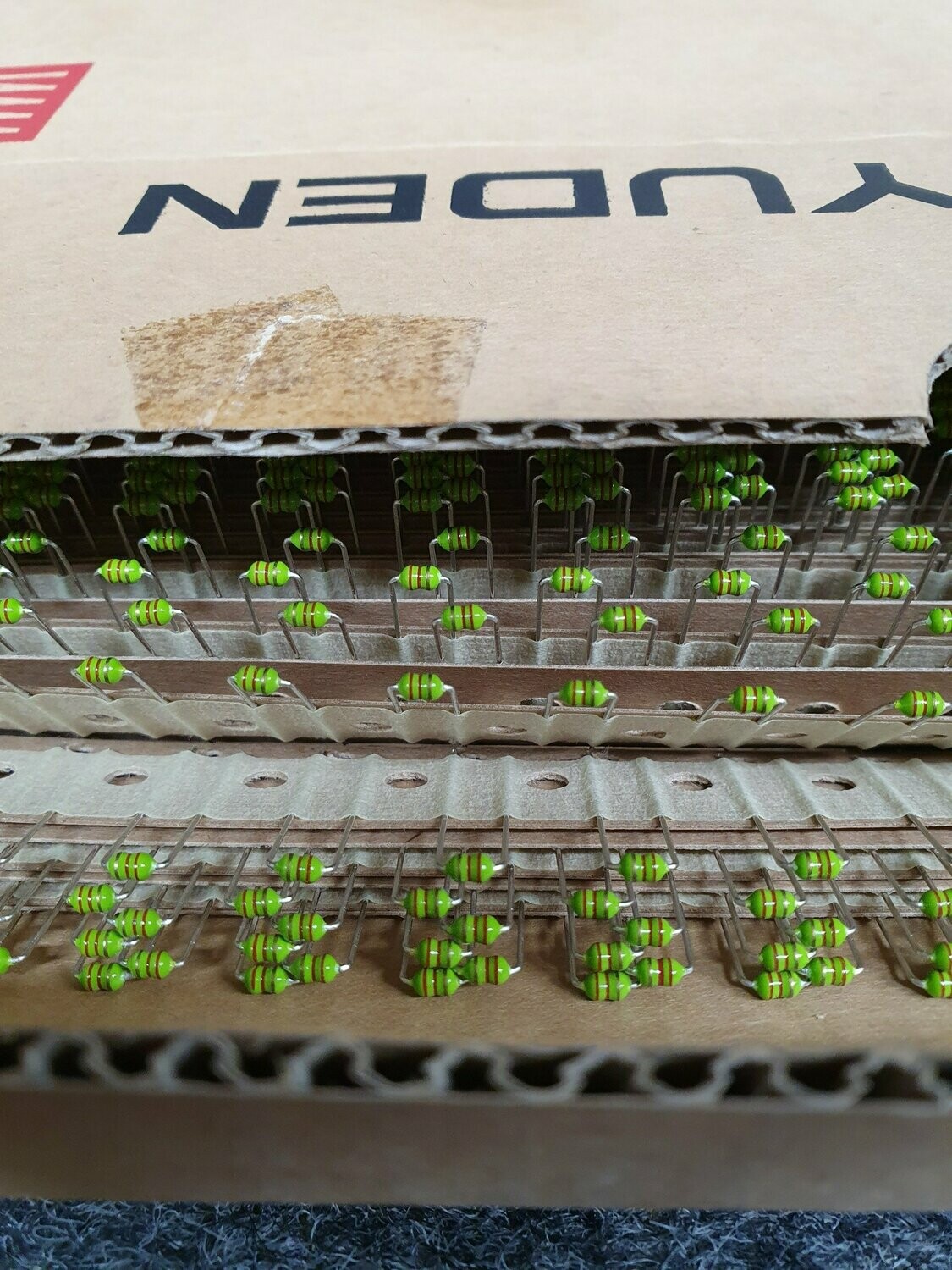Taiyo Yuden Resistors  2.2Kohm 0.125W