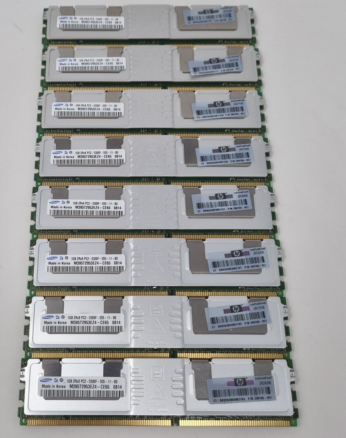 Used 8 x Samsung M395T2953EZ4-CE65 1GB 2Rx8 PC2-5300F-555-11-B0 RAM Memory