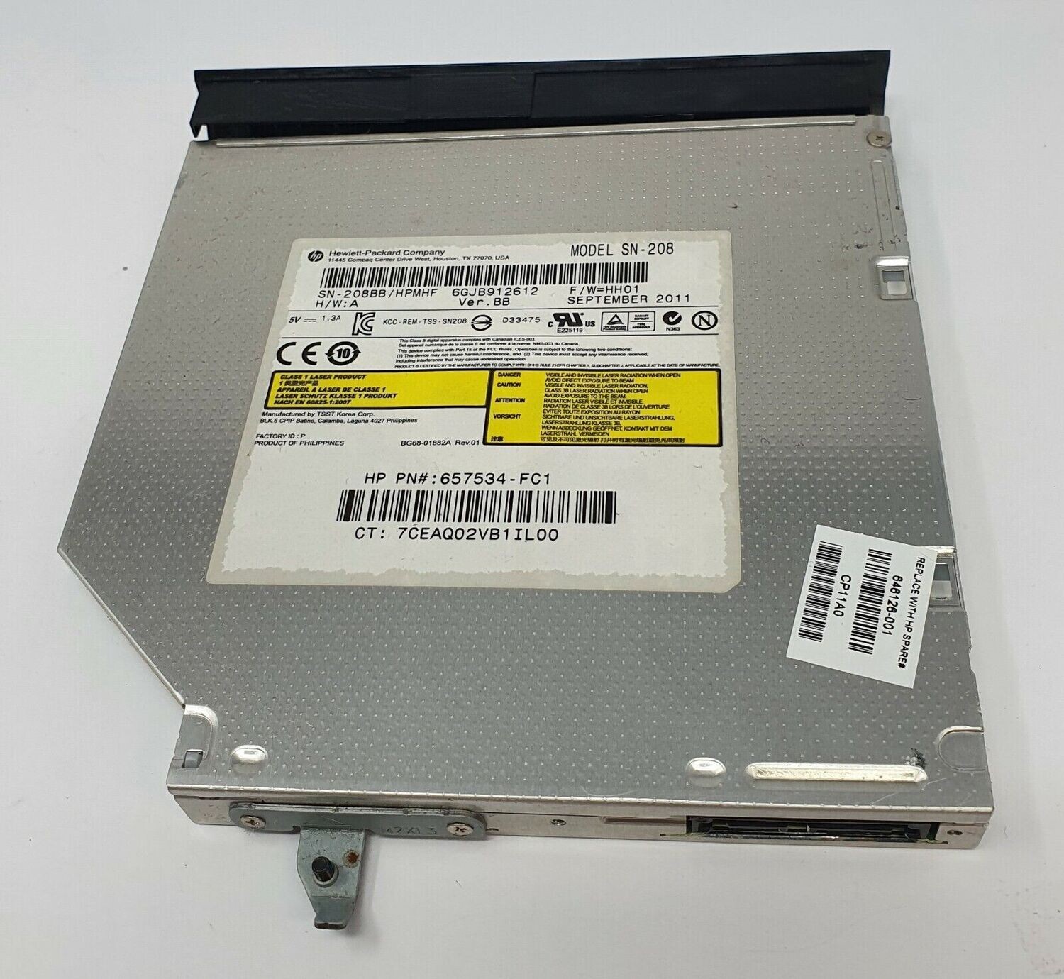 Used HP 603 CD Drive SN-208 Comes with Mounting hinge and front plate