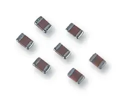 YAGEO CC0402CRNPO9BN3R3 SMD Multilayer Ceramic Capacitor, 3.3 pF, 50 V, 0402 [1005 Metric], ± 0.25pF, C0G / NP0, CC Series