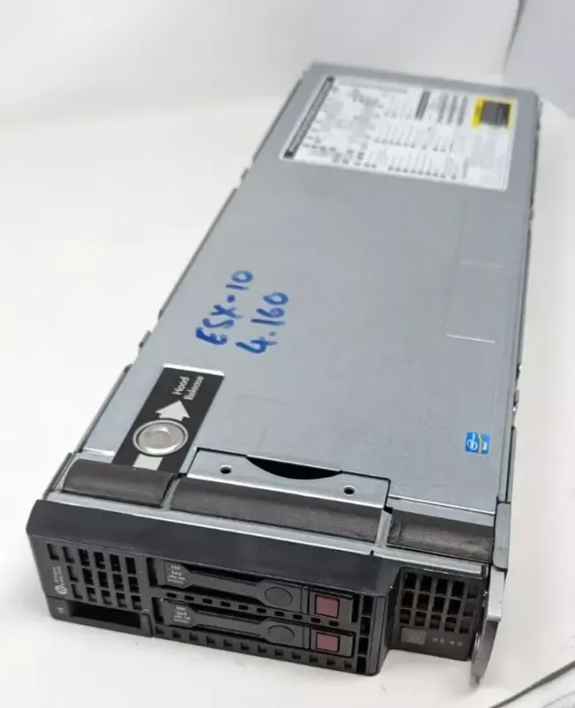 HP ProLiant BL460c G8 CTO Blade Server with 2 x heatsinks and RAID