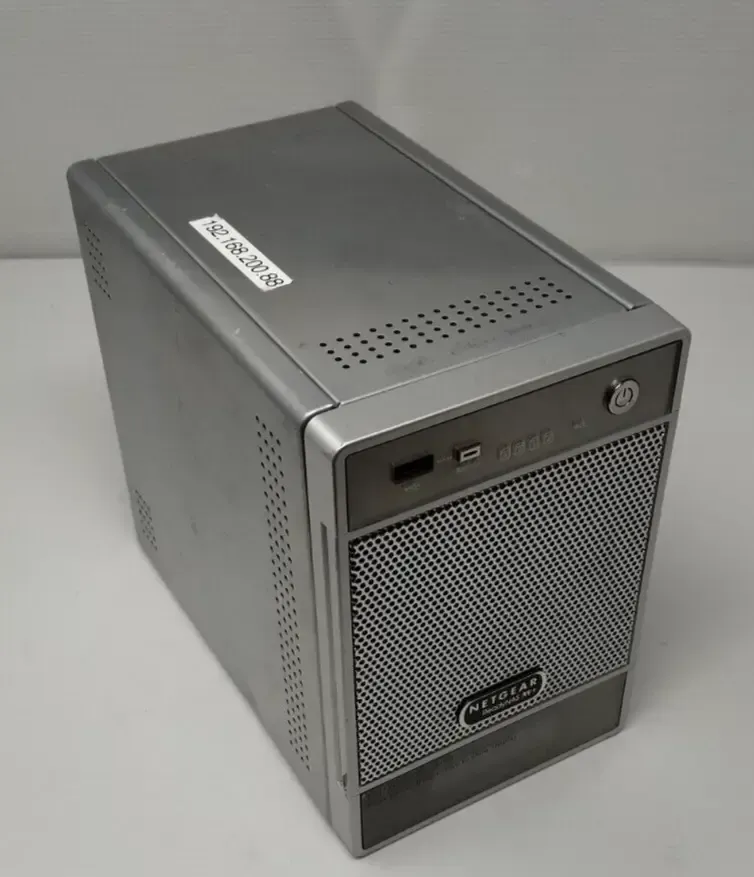 Used Netgear ReadyNAS NV+ RND4410-100NAS - 3 x 1TB HDD included