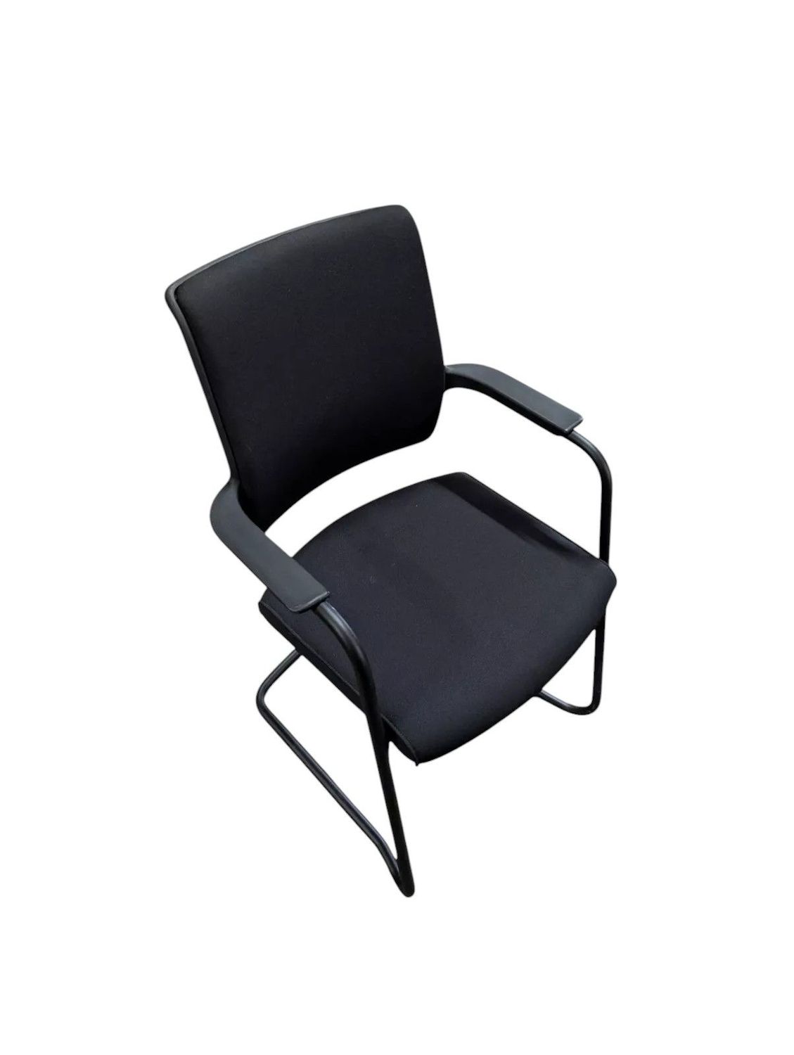 Interstuhl JOYCE IS3 cantilever chair JC501 (Black)
