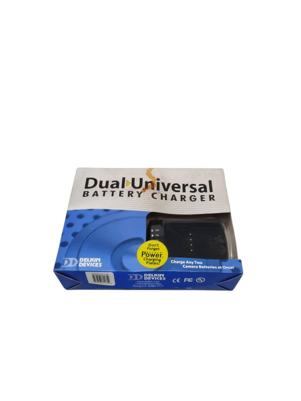 Delkin Devices Dual Universal Battery Charger DD/DUC-UK